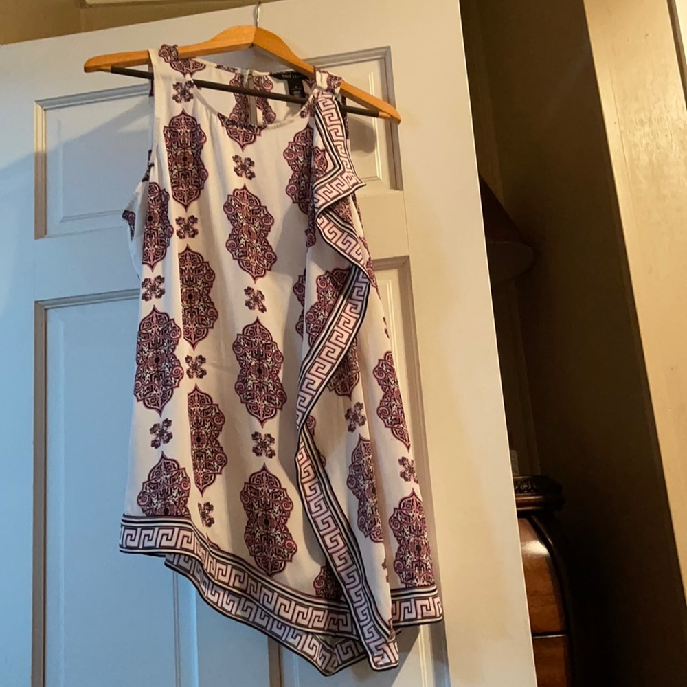 WHBM top